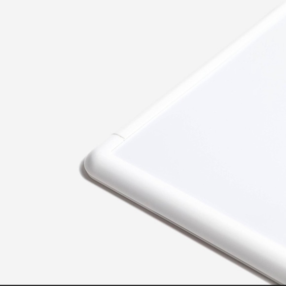 Dry erase board - Picture 2 of 9